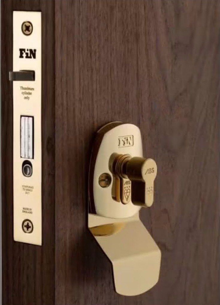 Anti-snap euro cylinder fitted as part of a London home security upgrade